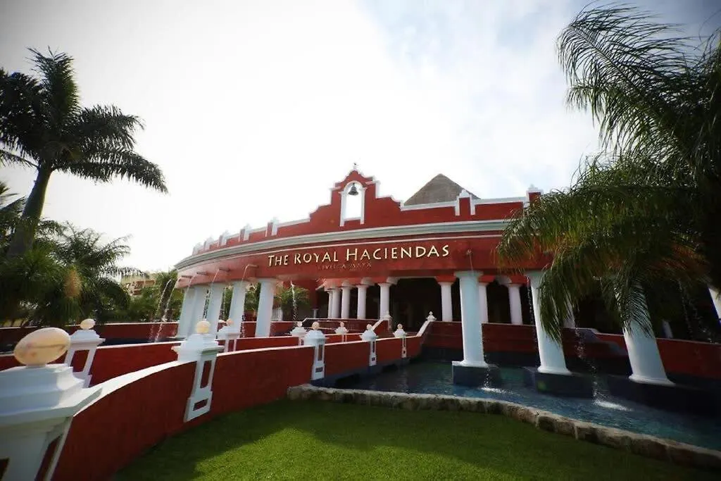 2Br Royal Haciendas Plunge Pool & Oceanview Playa del Carmen Villa
